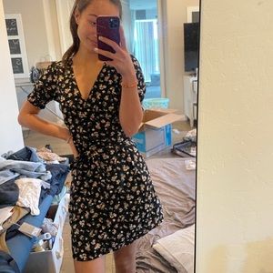 Floral dress A&F like new!